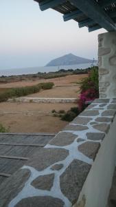 Villa Petradi (150 meters from the sea) Paros Greece