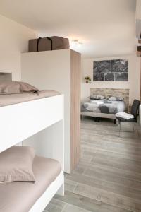 Appartements Appartement Duplex Totalement Meuble et Equipe : photos des chambres