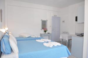 Studios Akrogiali Amorgos Greece