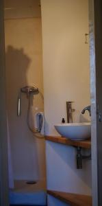 Studio cosy au coeur des vignes en Provence avec terrasse - sans climatisation-