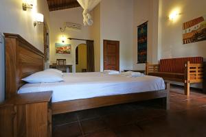 Hettimulla River House