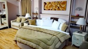 Hotel Lux de Paris Tirana Alb&aacute;nsko