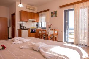 Roula Apartments Chania Greece