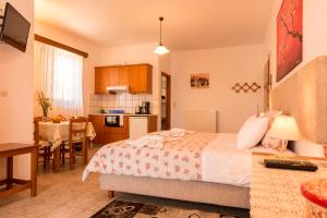 Roula Apartments Chania Greece