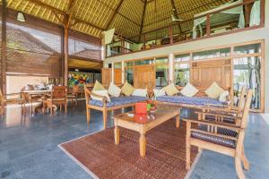 Oceanfront Citakara Sari Villas