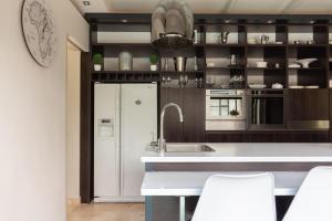 Crown Comfort - Affordable luxury - Private Heated Pool & Hot Tub Under Roof