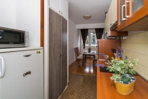 2 bedroom apartmentparkingmarket