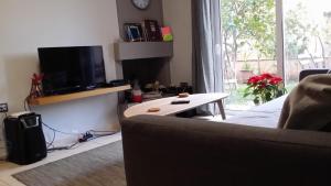 Athenian apartment with garden, near metro station Chalandri Nu 3