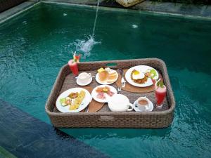 Three Gold Luxury Private Villas