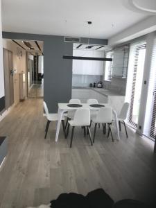 Apartament Baltica z ogródkiem - w ustronnym miejscu tuż przy plaży