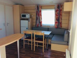 Campings Camping de Contrexeville : photos des chambres