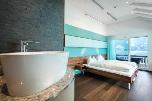Wellness Suite with Lake View room in Superior Hotel Nidwaldnerhof