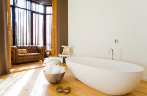 Deluxe Two-Bedroom Apartment with Terrace room in DestinationBCN Universitat Apartments