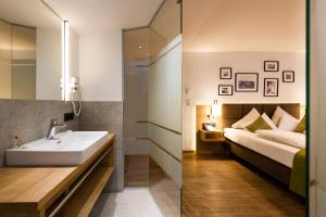 Double Room Alpine with Balcony and Mountain View room in Hotel Brugger