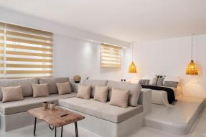 Pebble, Luxury Suite by the Sea Heraklio Greece