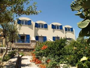 Karterados Beach Apartments Santorini Greece