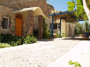 Karterados Beach Apartments Santorini Greece