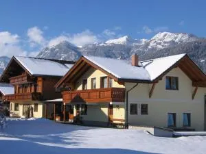 Land- und Appartementhaus Pircher - Assach