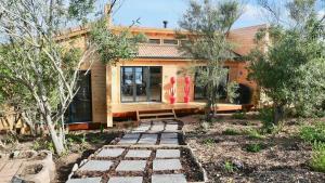 Earth Wind and Ocean 33