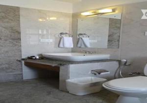 Himalayan Retreat-Karzoo