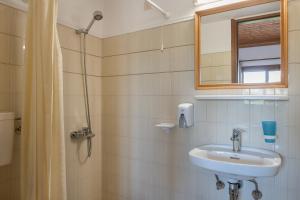 Androulakis Apartments