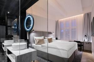 Superior Double or Twin Room with Spa Bath room in Pytloun Boutique Hotel Prague