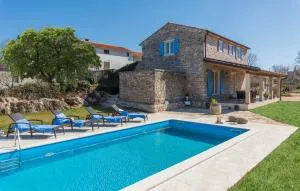 Beautiful Stone House Villa Irma - Rajki
