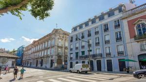 Alfama Riverview Apartments