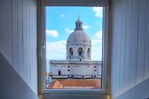 Alfama Riverview Apartments