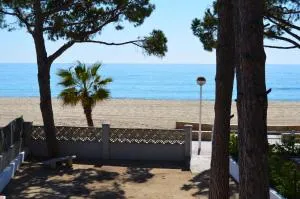 La Torre - Villa Rosamar Beach - Cambrils