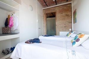 Happy People Gaudi Sant Pau Apartments