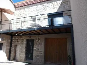 Gît' de Pom' - 旁特蒂伊泽尔