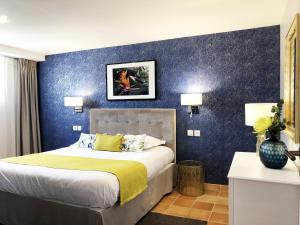 Hotels Hotel Les Suites - Domaine de Crecy : photos des chambres