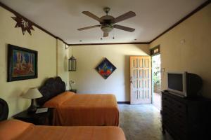 Tierra Magica B&B and Art Studio