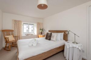 JOIVY Loft at the Brewery with Free Parking