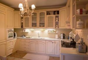 Luxury Family Villa Meteora