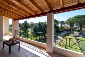 VILLA ELENI
