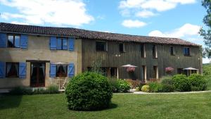 Maisons de vacances Cours du Fleuve : Maison 2 Chambres