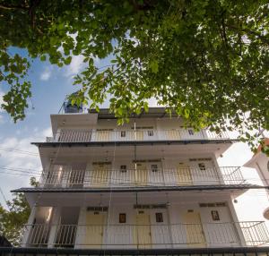 Gems 9 Airport Hotel