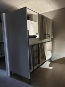 Albergue Porta Real NO BIKE STORAGE