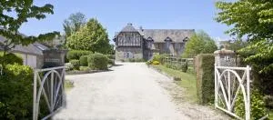 Clerval Maison d'hôtes et Gîtes - Genêts