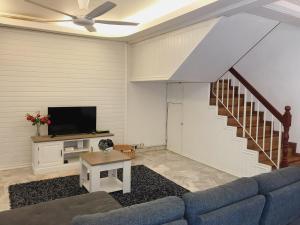 Bukit Tinggi, Klang- Cozy home
