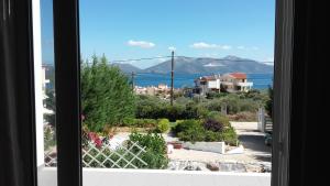 ALIVERI FLAT WITH SEA VIEW Evia Greece