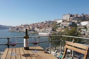 Porto View by Patio 25