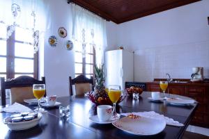 Apartment Villa Nitsa Halki-Island Greece