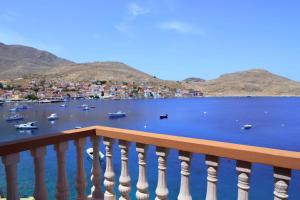 Apartment Villa Nitsa Halki-Island Greece