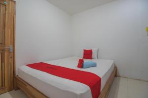 RedDoorz near Gajah Mada Pontianak