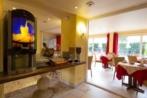 Hotels Hotel Le Dauphin : photos des chambres