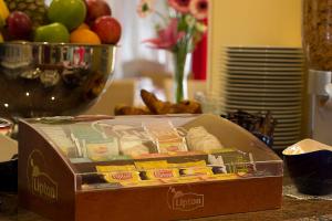 Hotels Hotel Le Dauphin : photos des chambres