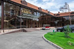 Park-Hotel Kidev, Hotels - Chubynske